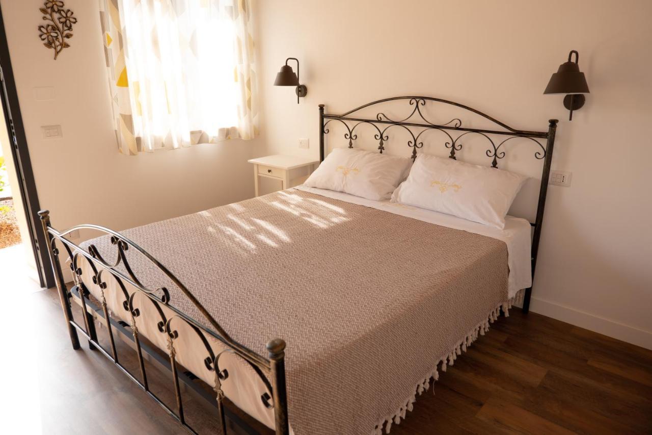 Agriturismo Casa Chiara Latina Eksteriør billede