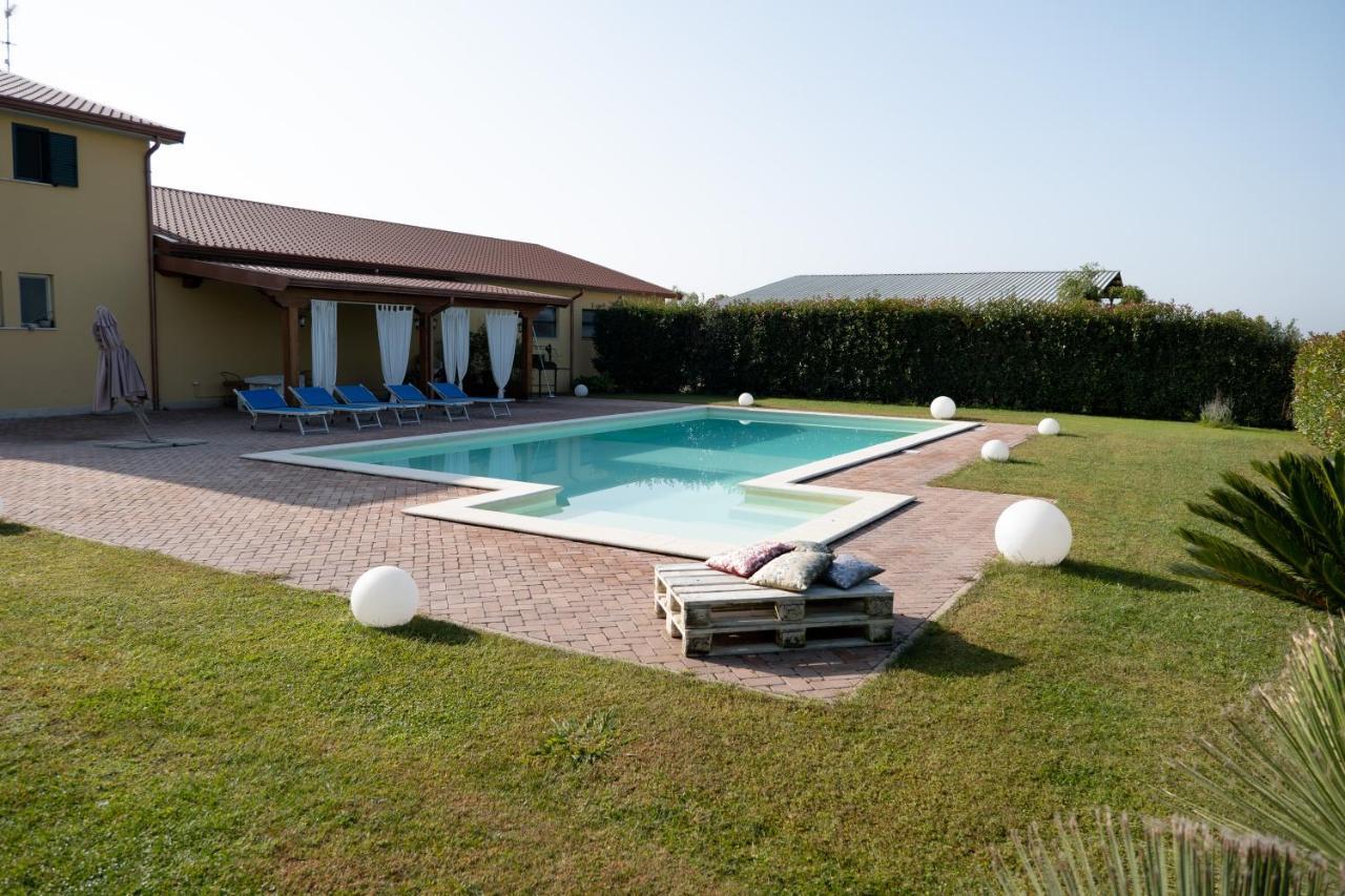 Agriturismo Casa Chiara Latina Eksteriør billede