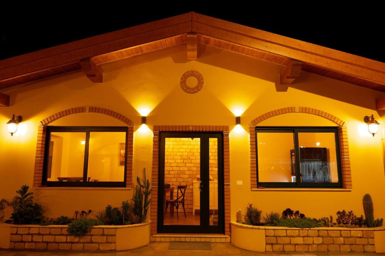 Agriturismo Casa Chiara Latina Eksteriør billede