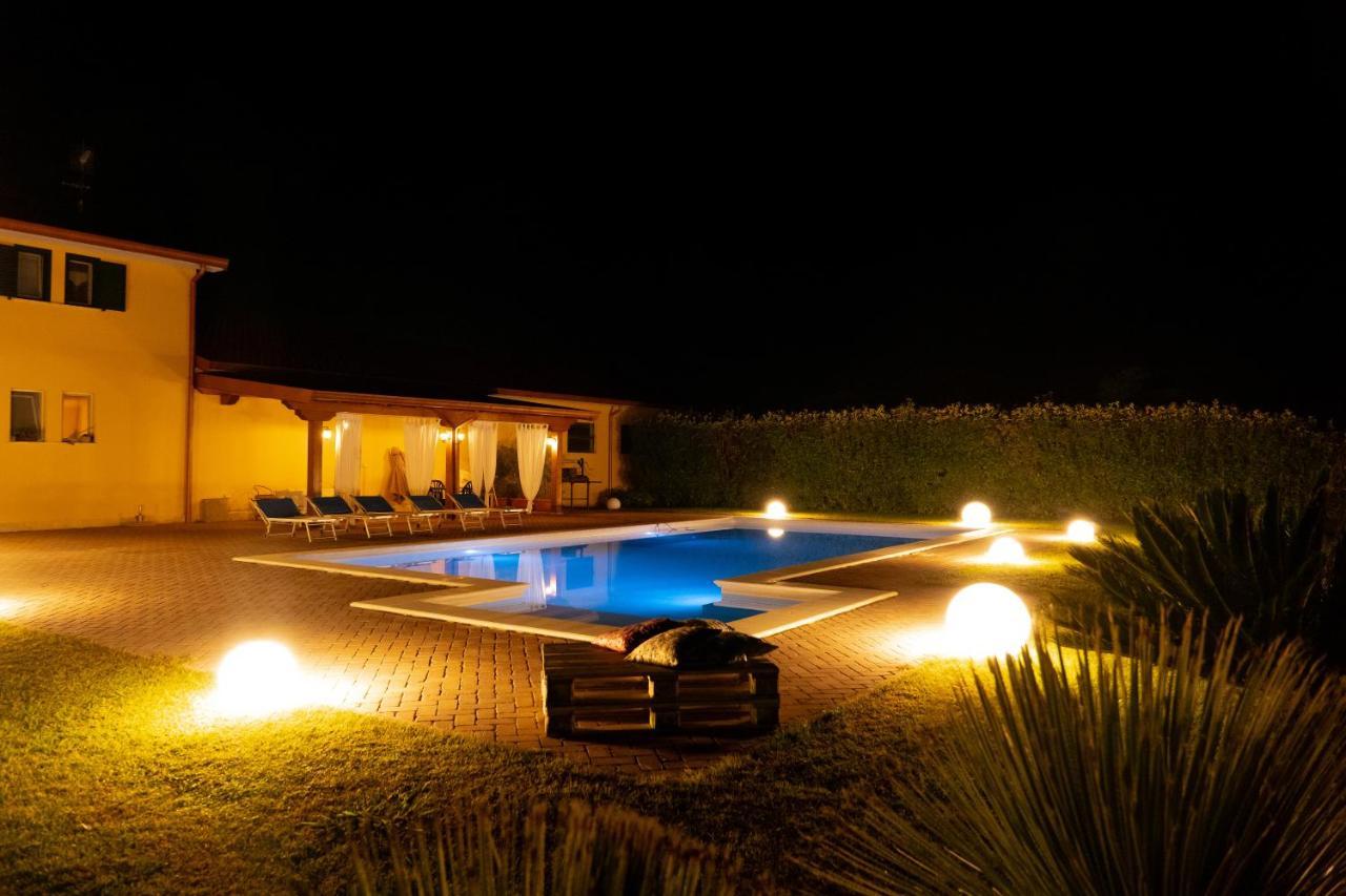 Agriturismo Casa Chiara Latina Eksteriør billede