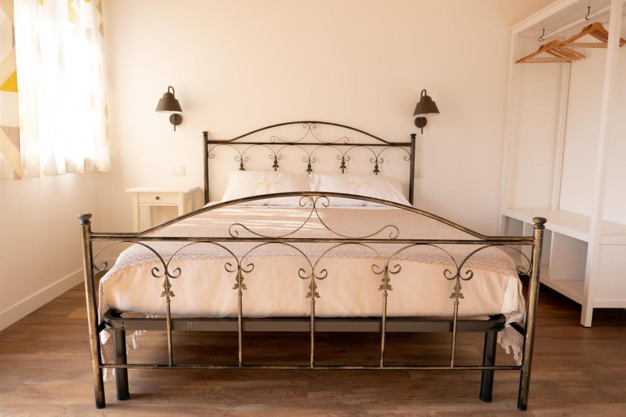 Agriturismo Casa Chiara Latina Eksteriør billede